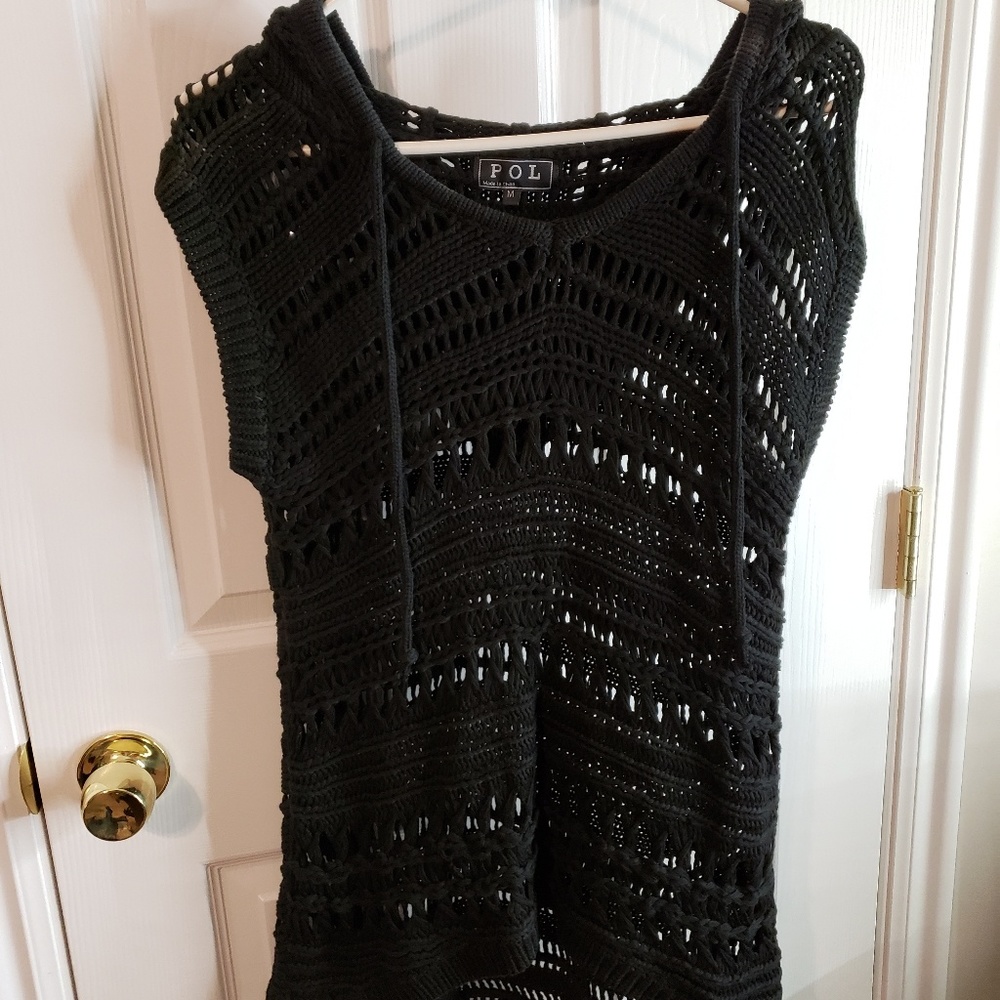 Knit pullover